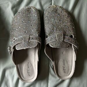 Hot Cakes Silver Glitter Women's Shoes